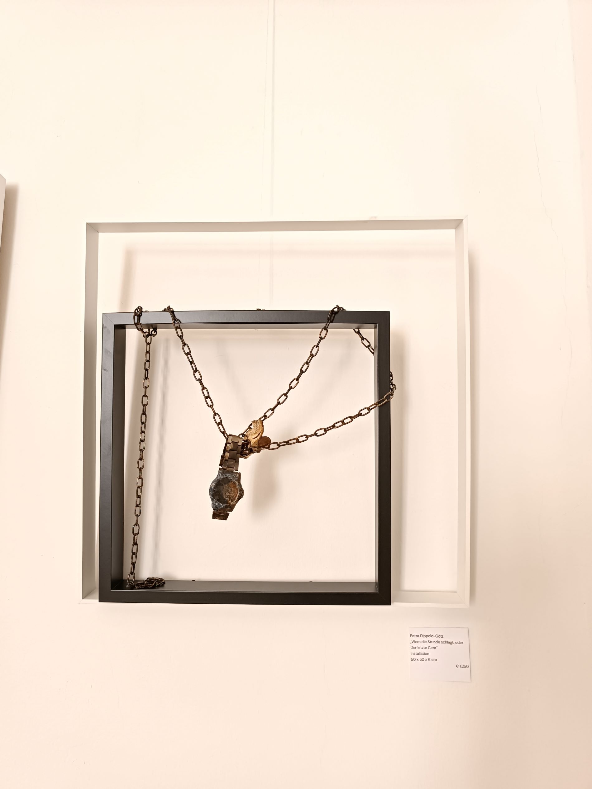 <span style="text-transform: uppercase;">Wem die Stunde schlägt,oder der letzte Cent</span> <br> <span style="color: white; background-color: black; text-transform: uppercase;">PETRA DIPPOLD-GÖTZ</span>